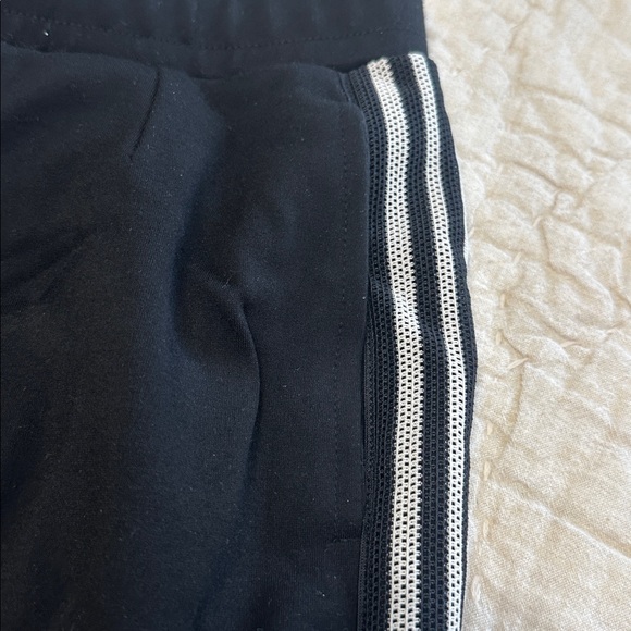 Sweat pants - Picture 2 of 3